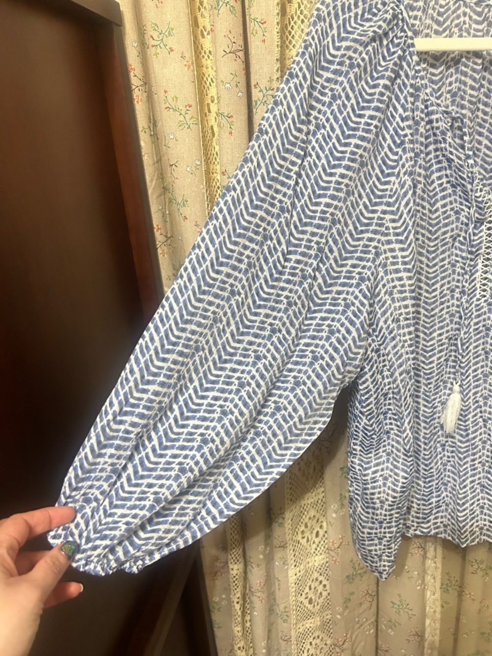 2/$28 Blue White Boho Peasant Blouse Tassel Tie Gauzy Coastal Top XL - Picture 2 of 5